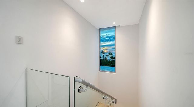 6603 GULFSIDE ROAD, Longboat Key, FL 34228