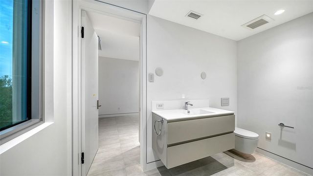 6603 GULFSIDE ROAD, Longboat Key, FL 34228