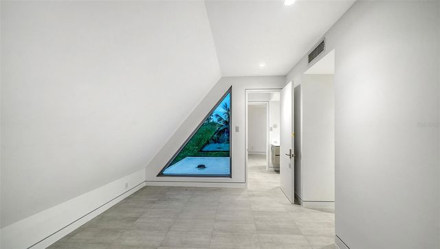 6603 GULFSIDE ROAD, Longboat Key, FL 34228