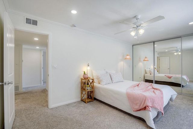 3852 Basilone 2, San Diego, CA 92110