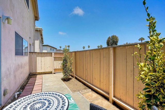 3852 Basilone 2, San Diego, CA 92110