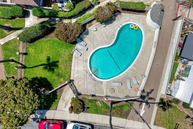 3852 Basilone 2, San Diego, CA 92110