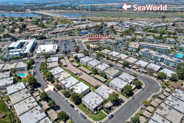 3852 Basilone 2, San Diego, CA 92110