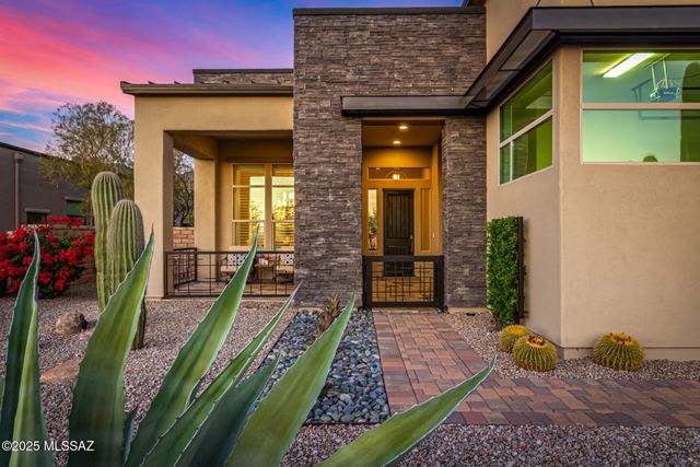 6380 W Quiet Night Drive, Marana, AZ 85658