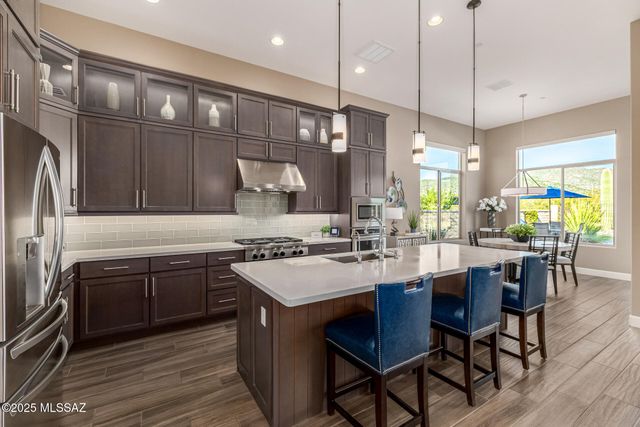 6380 W Quiet Night Drive, Marana, AZ 85658