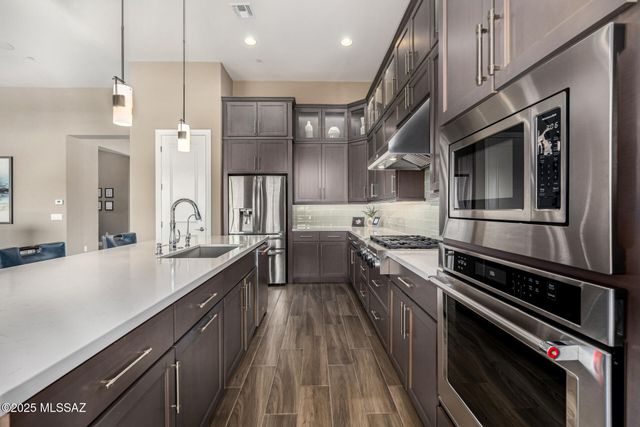 6380 W Quiet Night Drive, Marana, AZ 85658