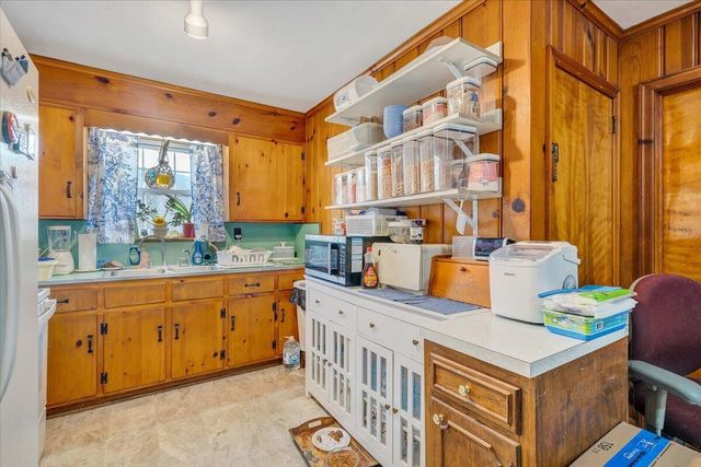 378 Archway RD, Blue Ridge, VA 24064