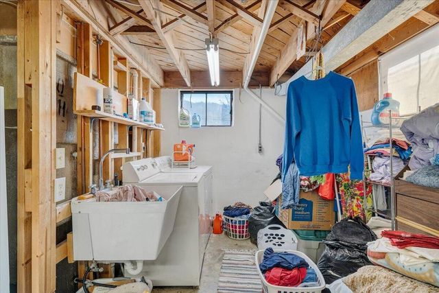 378 Archway RD, Blue Ridge, VA 24064