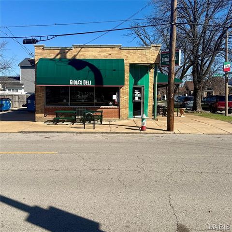 5548 Shaw Avenue, St Louis, MO 63110