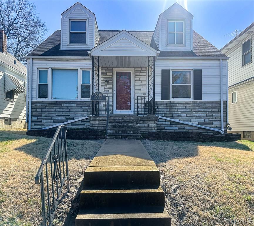 5548 Shaw Avenue, St Louis, MO 63110