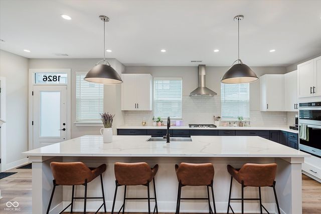 1826 Rosette Way, Indianapolis, IN 46202