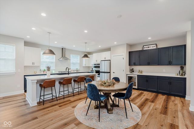 1826 Rosette Way, Indianapolis, IN 46202