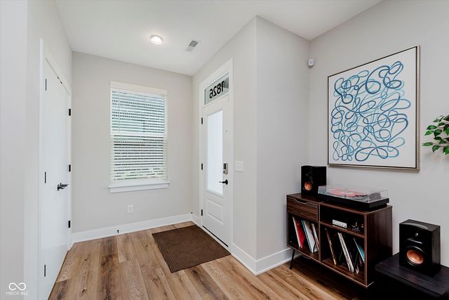 1826 Rosette Way, Indianapolis, IN 46202