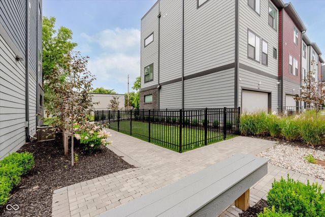 1826 Rosette Way, Indianapolis, IN 46202