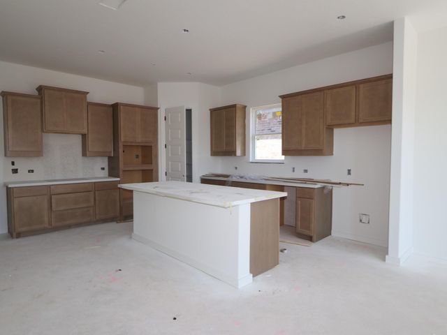 137 Bishop Wood RD, Dripping Springs, TX 78620