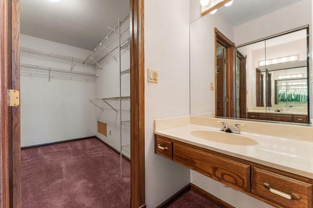 8220 Harrison Avenue 408, Munster, IN 46321