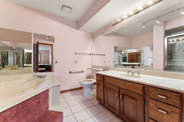 8220 Harrison Avenue 408, Munster, IN 46321