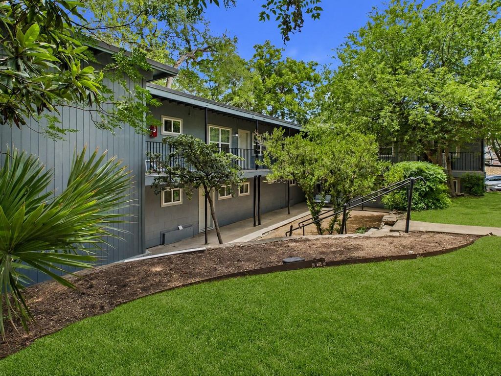 3008 Cedar ST 3, Austin, TX 78705