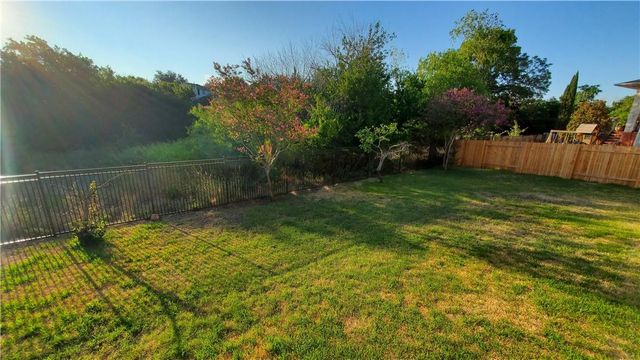 9421 Lisi Anne DR, Austin, TX 78717