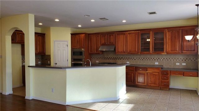 9421 Lisi Anne DR, Austin, TX 78717