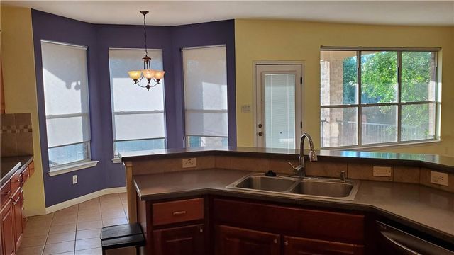 9421 Lisi Anne DR, Austin, TX 78717