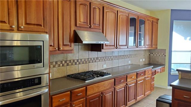 9421 Lisi Anne DR, Austin, TX 78717