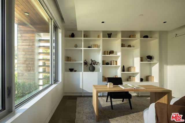 13120 Nimrod Place, Los Angeles, CA 90049