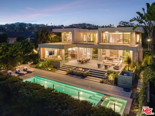 13120 Nimrod Place, Los Angeles, CA 90049