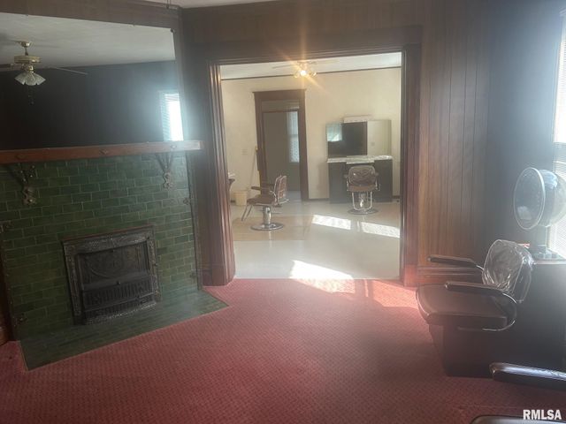 332 N CLAY Street, Taylorville, IL 62568