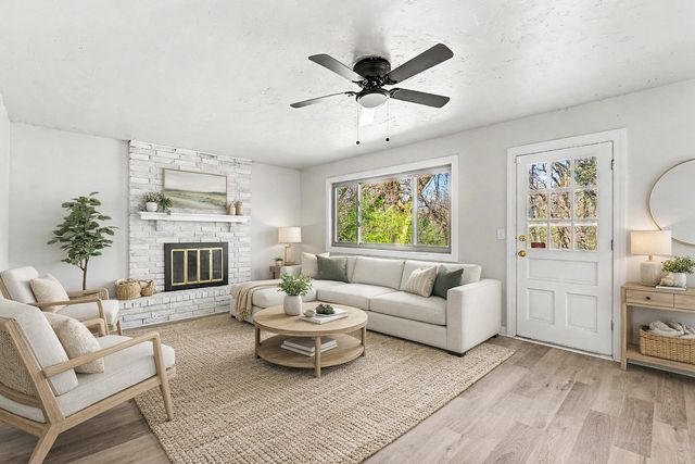 912 W Park Place, Broken Arrow, OK 74011
