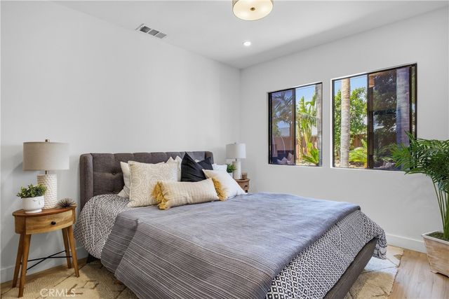 6845 Aura Avenue, Reseda, CA 91335