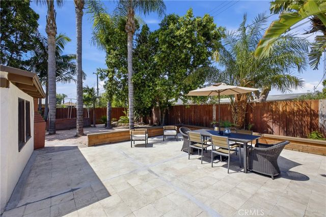 6845 Aura Avenue, Reseda, CA 91335