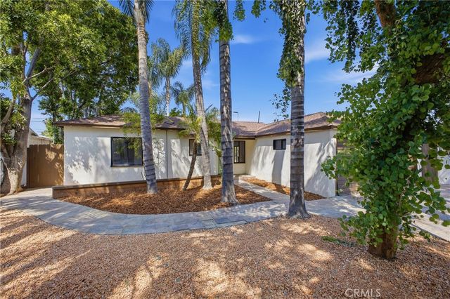 6845 Aura Avenue, Reseda, CA 91335
