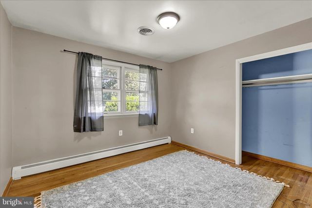 2796 JOHNSON DR, Chambersburg, PA 17201