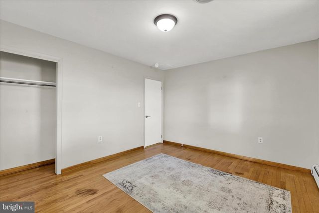 2796 JOHNSON DR, Chambersburg, PA 17201