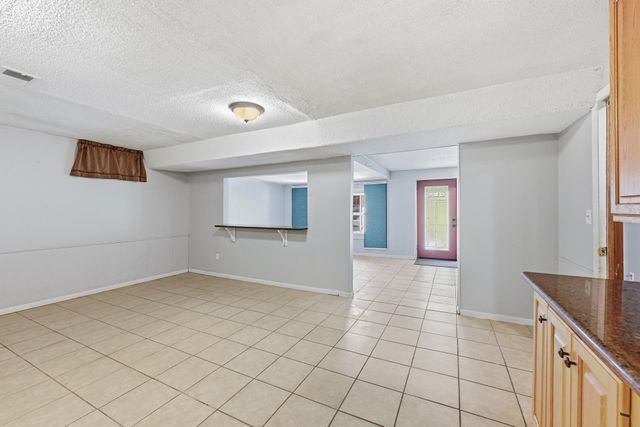 71 B Street, Saint Paul, MN 55106
