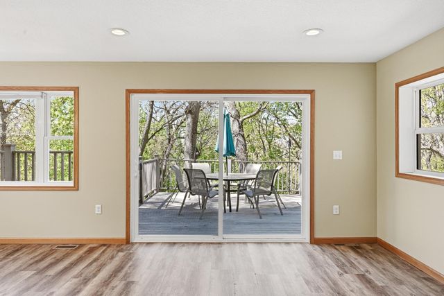 71 B Street, Saint Paul, MN 55106