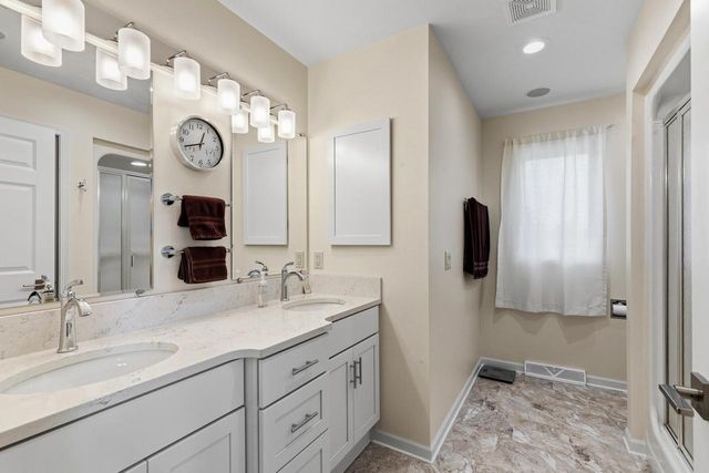 N2244 Nicole COURT, Kaukauna, WI 54130