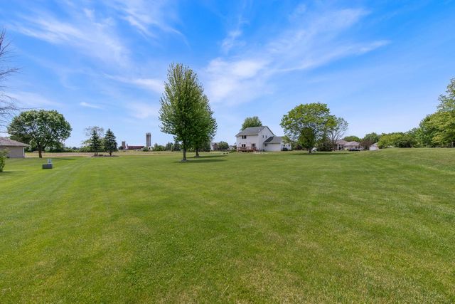 N2244 Nicole COURT, Kaukauna, WI 54130