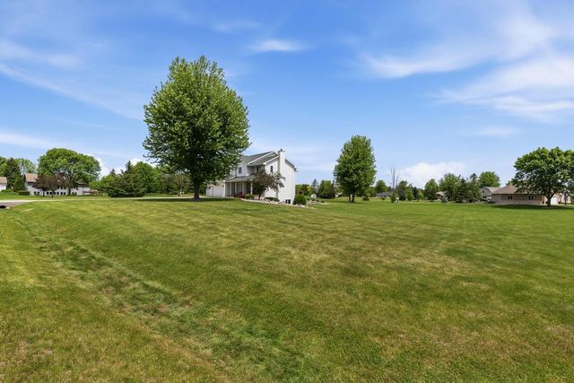 N2244 Nicole COURT, Kaukauna, WI 54130