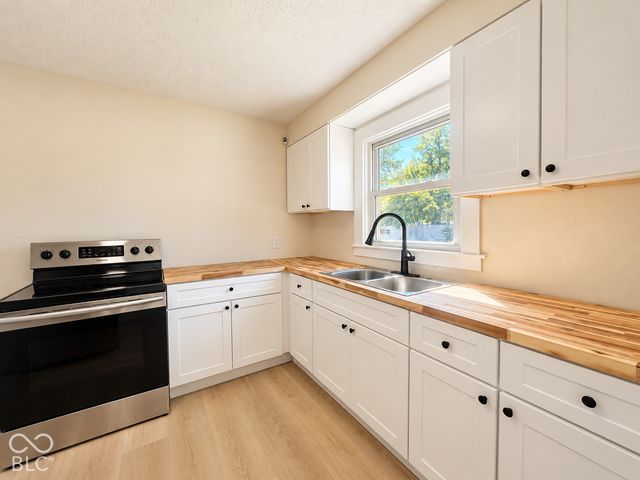 1701 E Kelly Street, Indianapolis, IN 46203