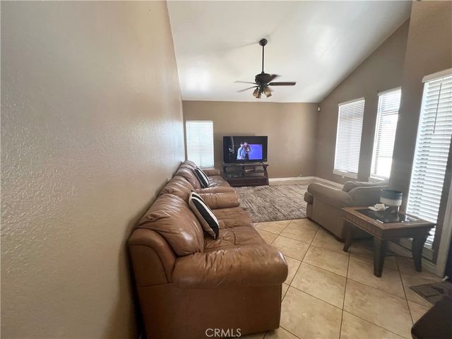 25900 Calle Familia, Moreno Valley, CA 92551