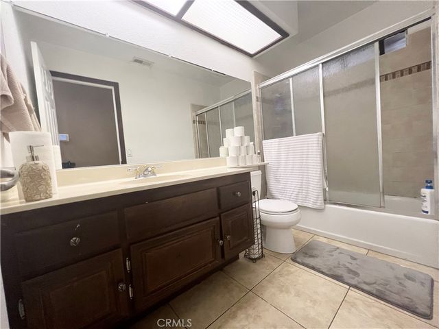 25900 Calle Familia, Moreno Valley, CA 92551
