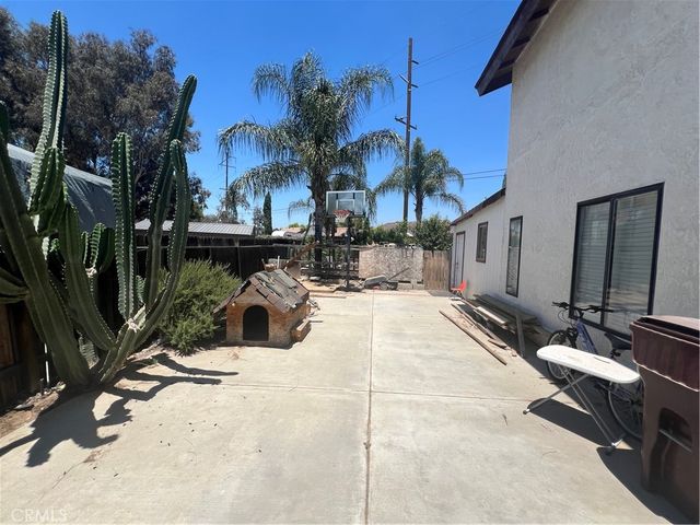 25900 Calle Familia, Moreno Valley, CA 92551
