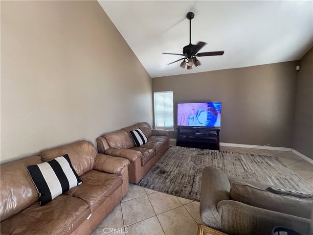 25900 Calle Familia, Moreno Valley, CA 92551