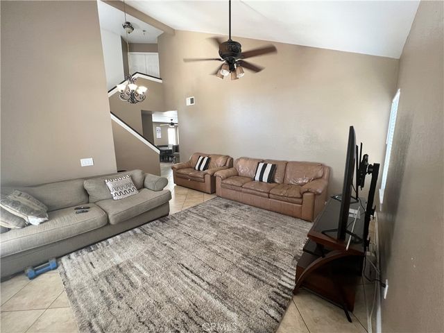 25900 Calle Familia, Moreno Valley, CA 92551