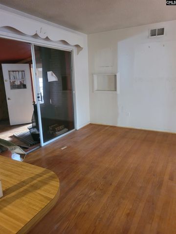 1834 Springfield, Columbia, SC 29223