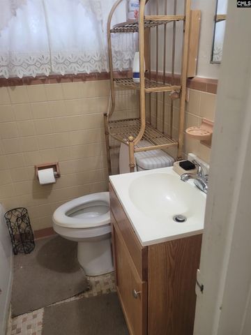 1834 Springfield, Columbia, SC 29223