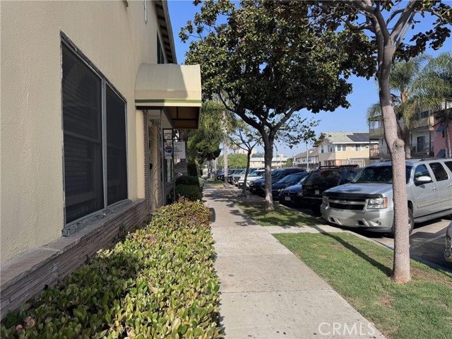 627 Linden Avenue, Long Beach, CA 90802