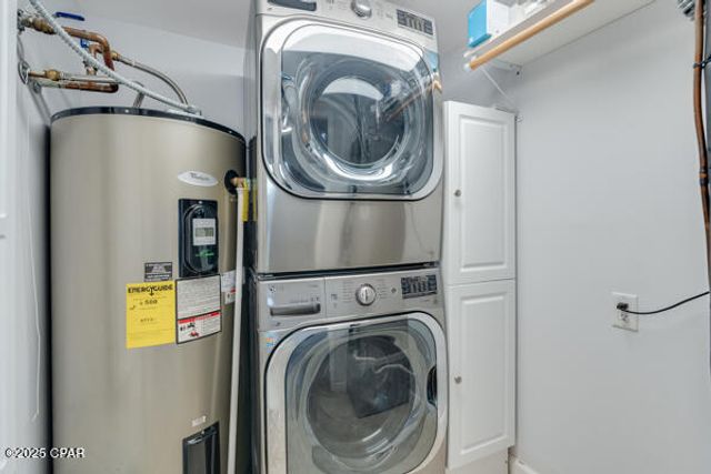 8601 Surf Drive 11W, Panama City, FL 32408